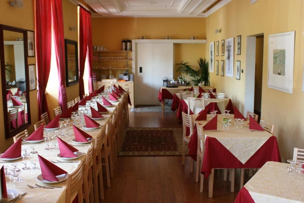 Hotel Vista Lago Brunate Bagian luar foto