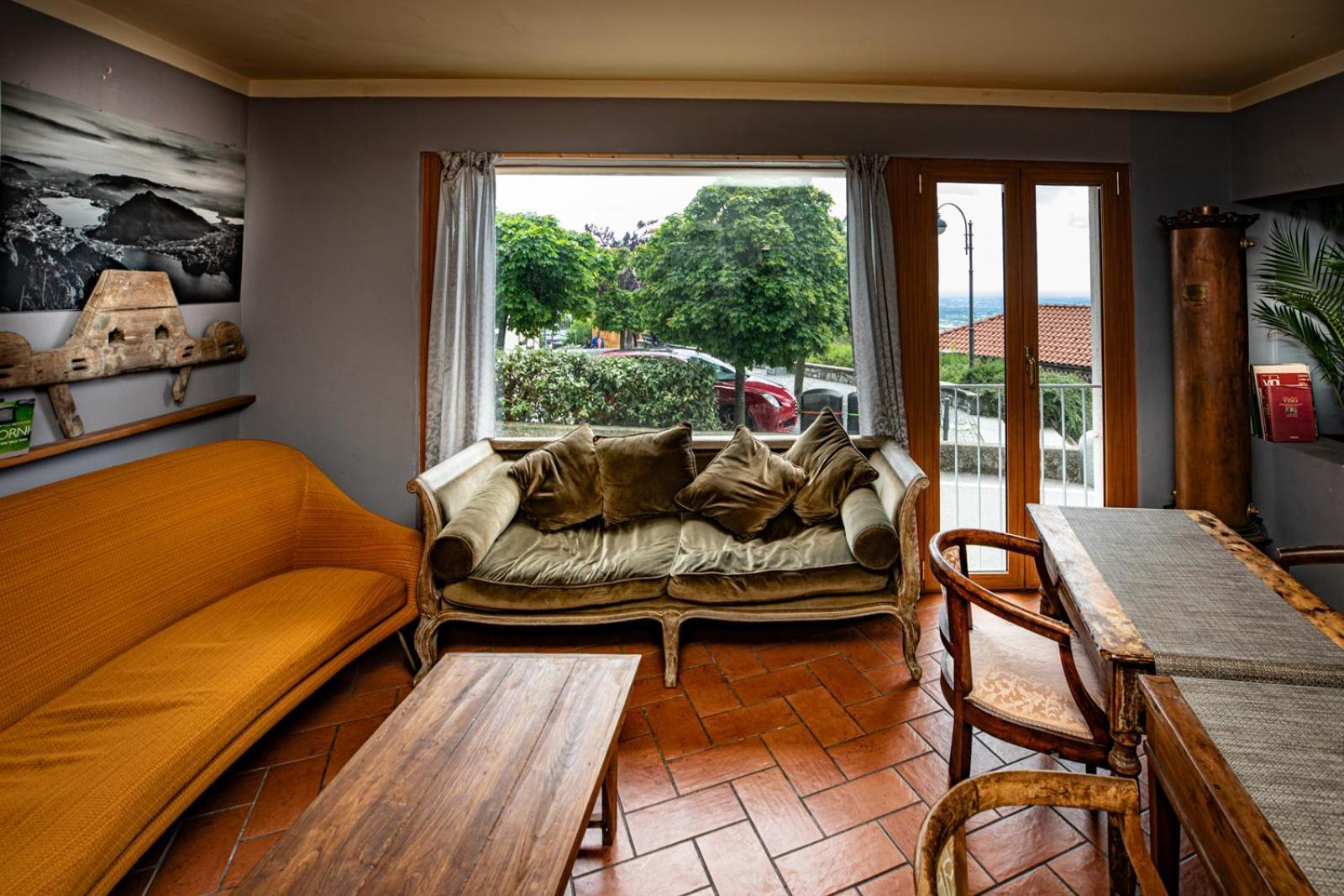 Hotel Vista Lago Brunate Bagian luar foto