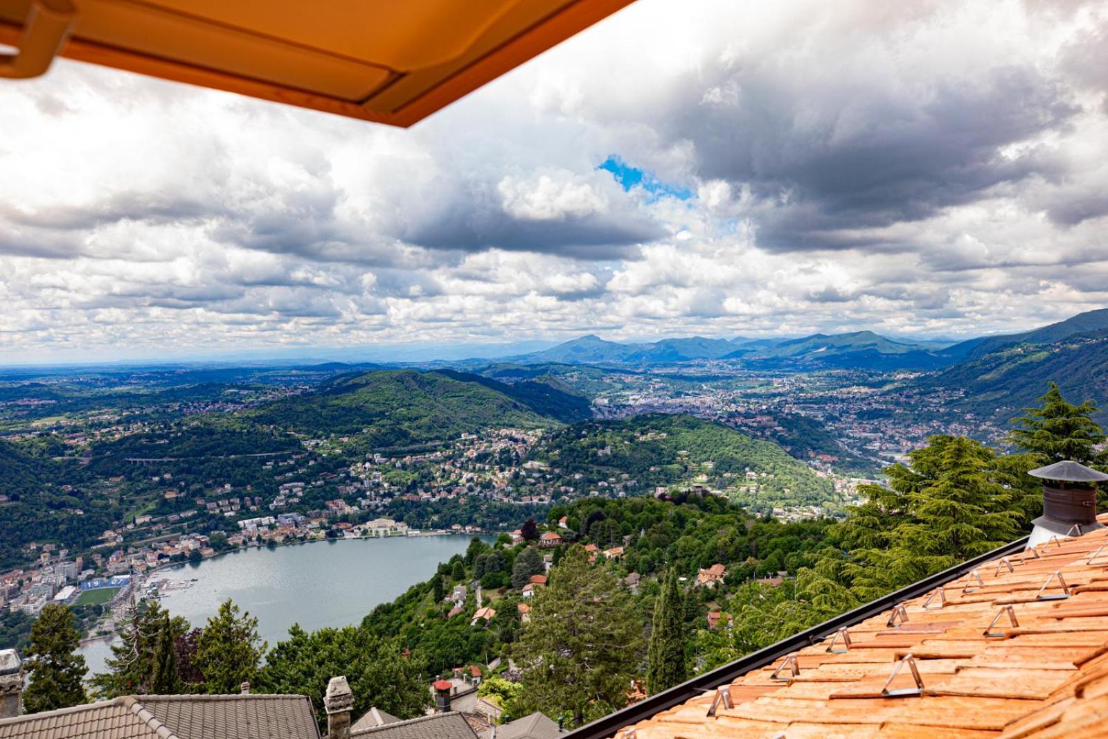 Hotel Vista Lago Brunate Bagian luar foto