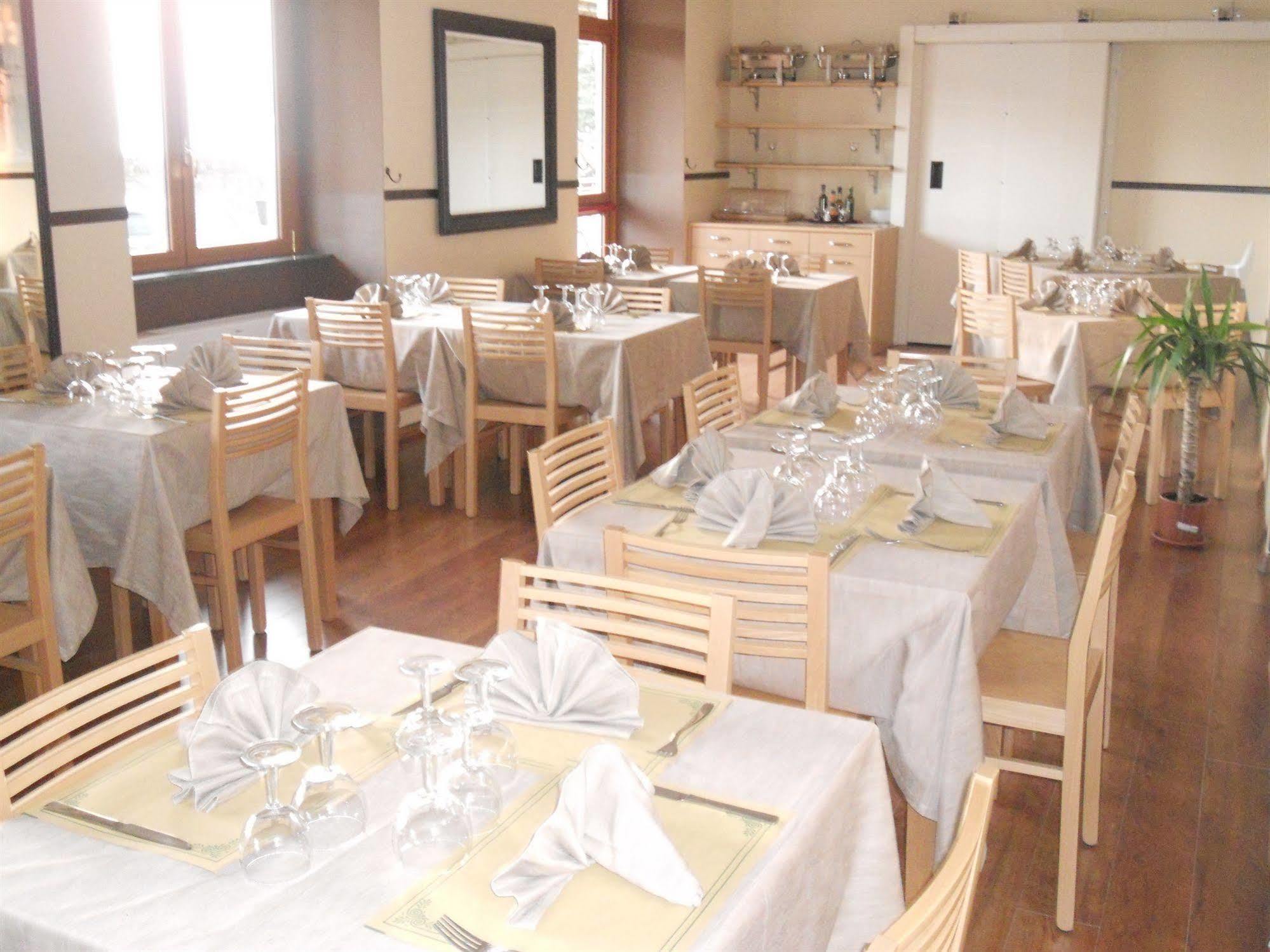 Hotel Vista Lago Brunate Bagian luar foto